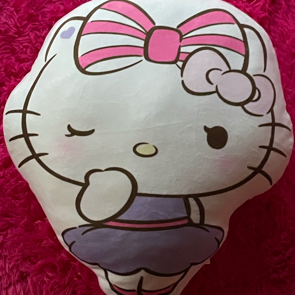 Hello kitty pillow